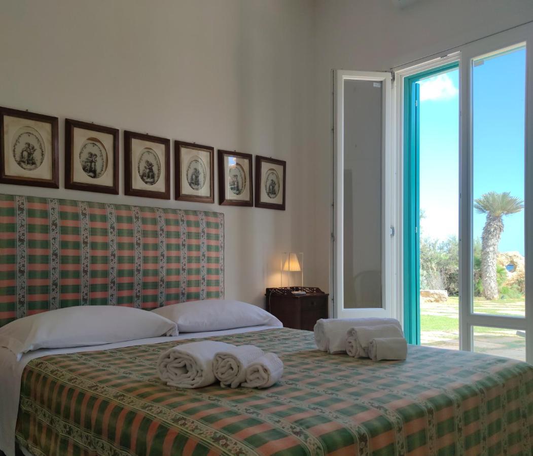 Finestra Sul Mare Aparthotel Favignana Exterior photo
