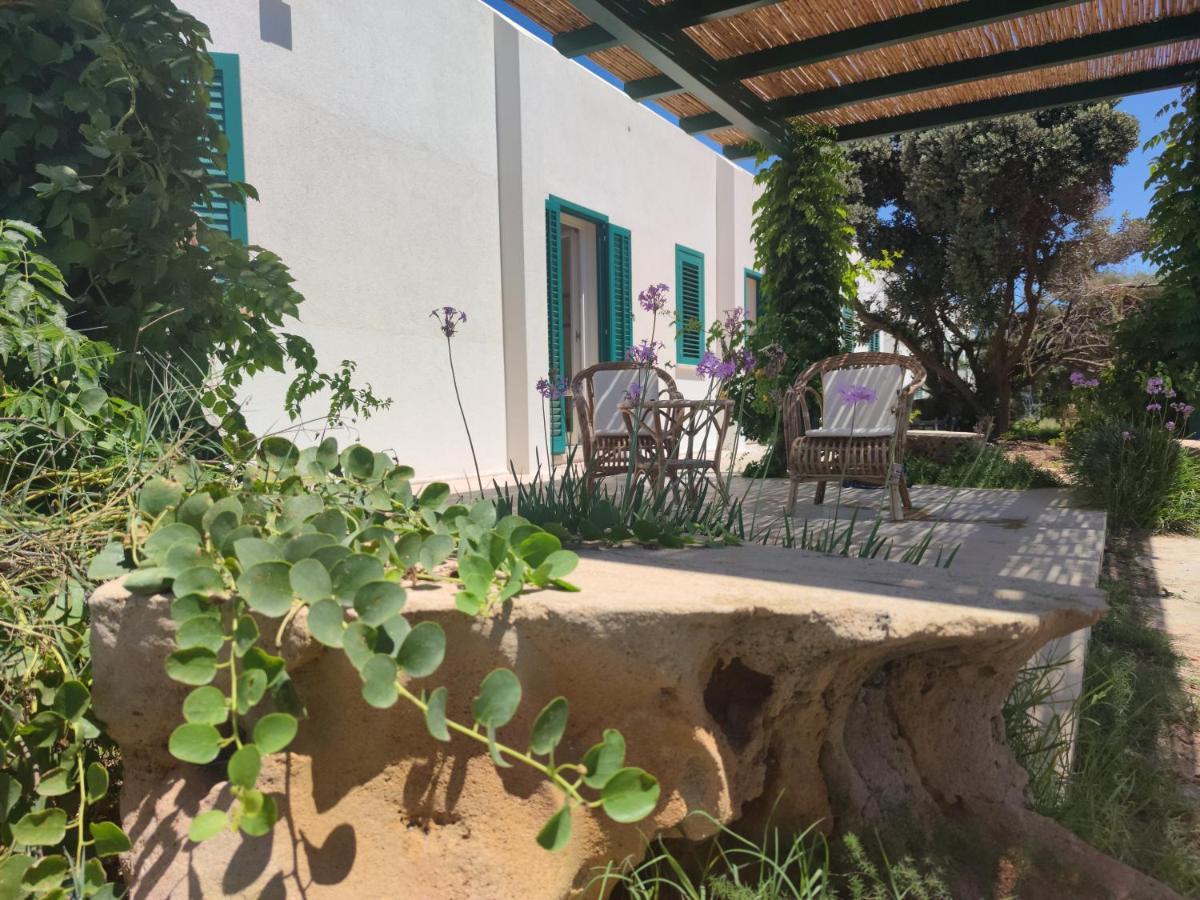 Finestra Sul Mare Aparthotel Favignana Exterior photo